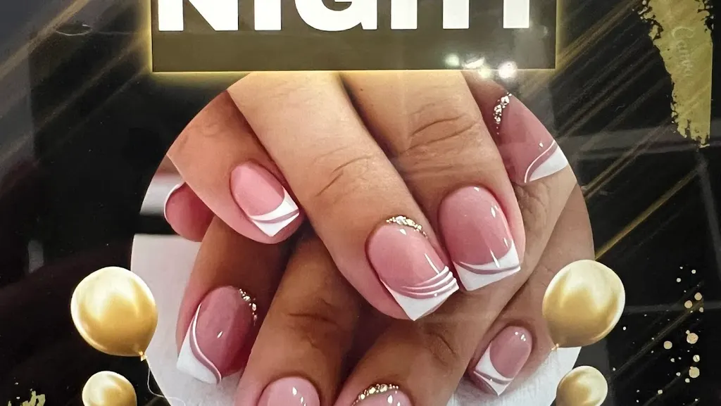 Nail World and Head Spa Cedar Rapids IA — Nail salon in Cedar Rapids